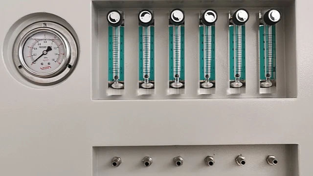 Independent flow meter and air outlet of Oxygen generator for fish farming