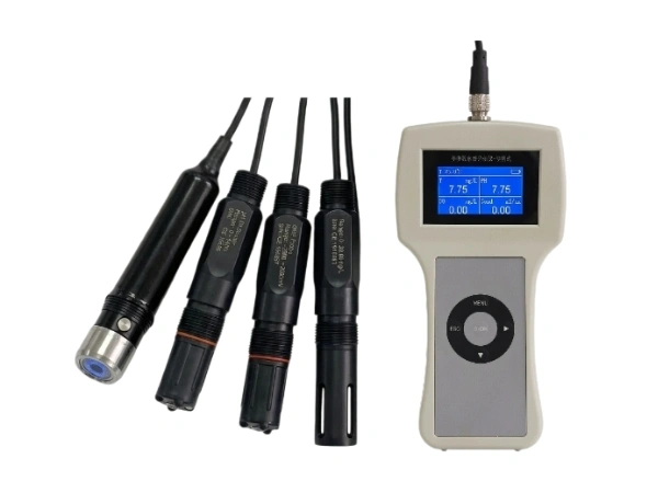 Handheld water quality analyzer